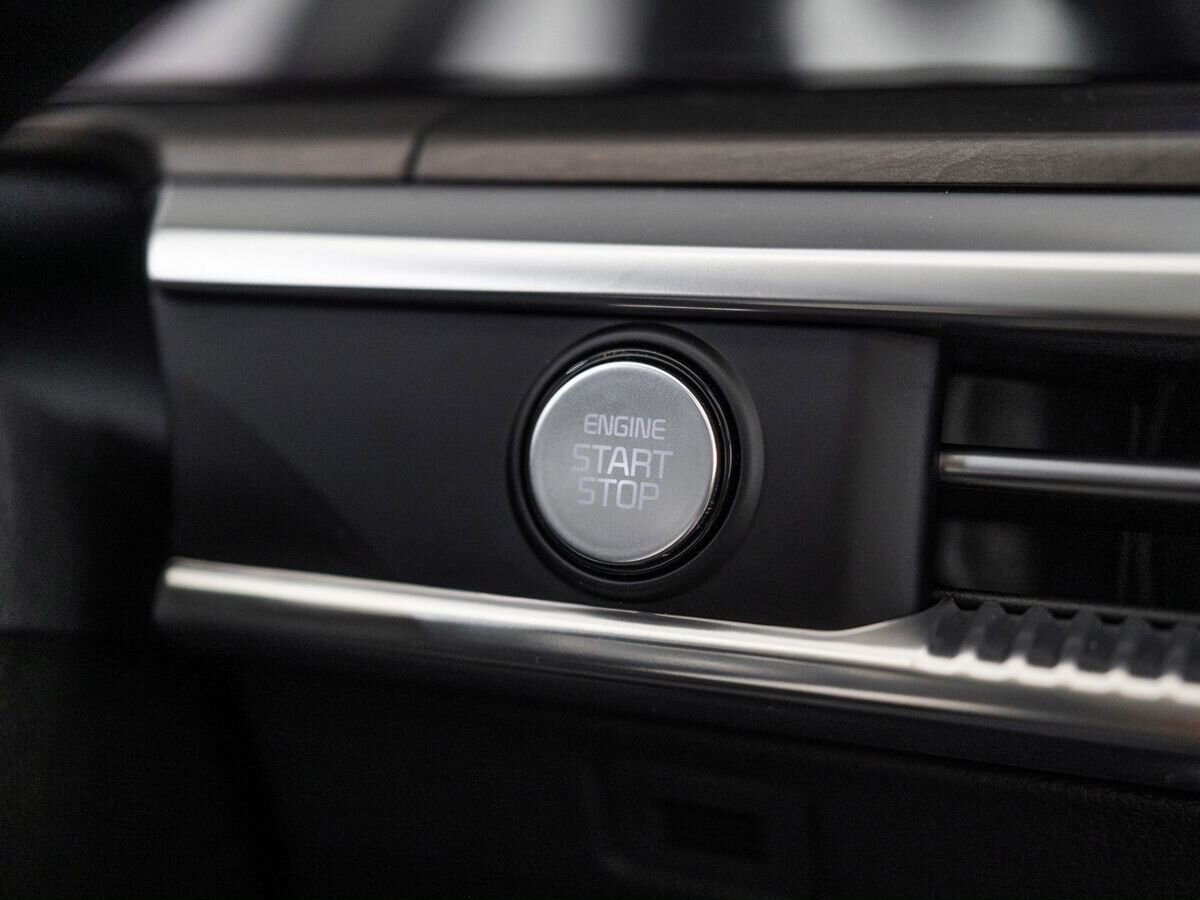 Kia K5 2024 - фото автомобиля