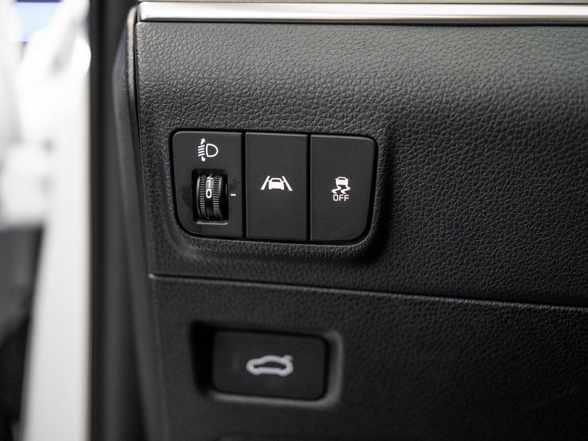 Kia K5 2024 - фото автомобиля