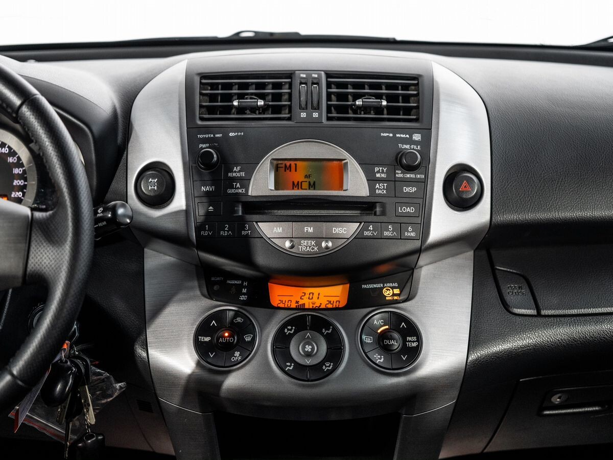 Toyota RAV4 2007 - фото автомобиля