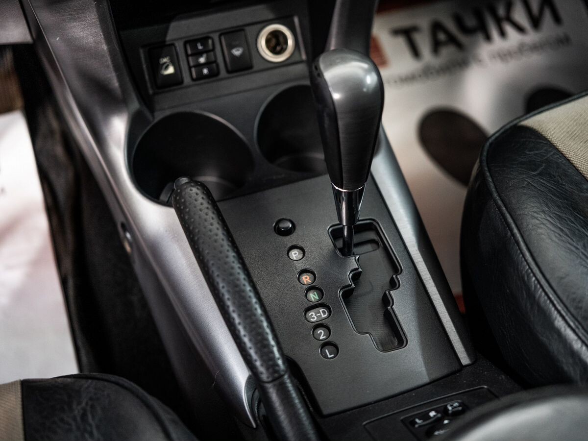 Toyota RAV4 2007 - фото автомобиля