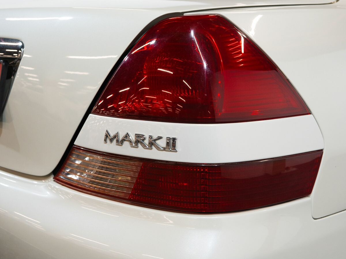 Toyota Mark II 2001 - фото автомобиля