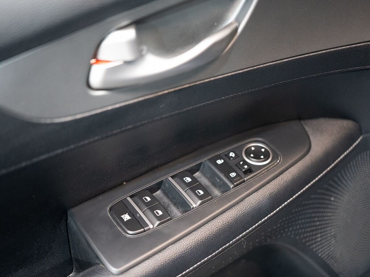 Kia K3 2020 - фото автомобиля