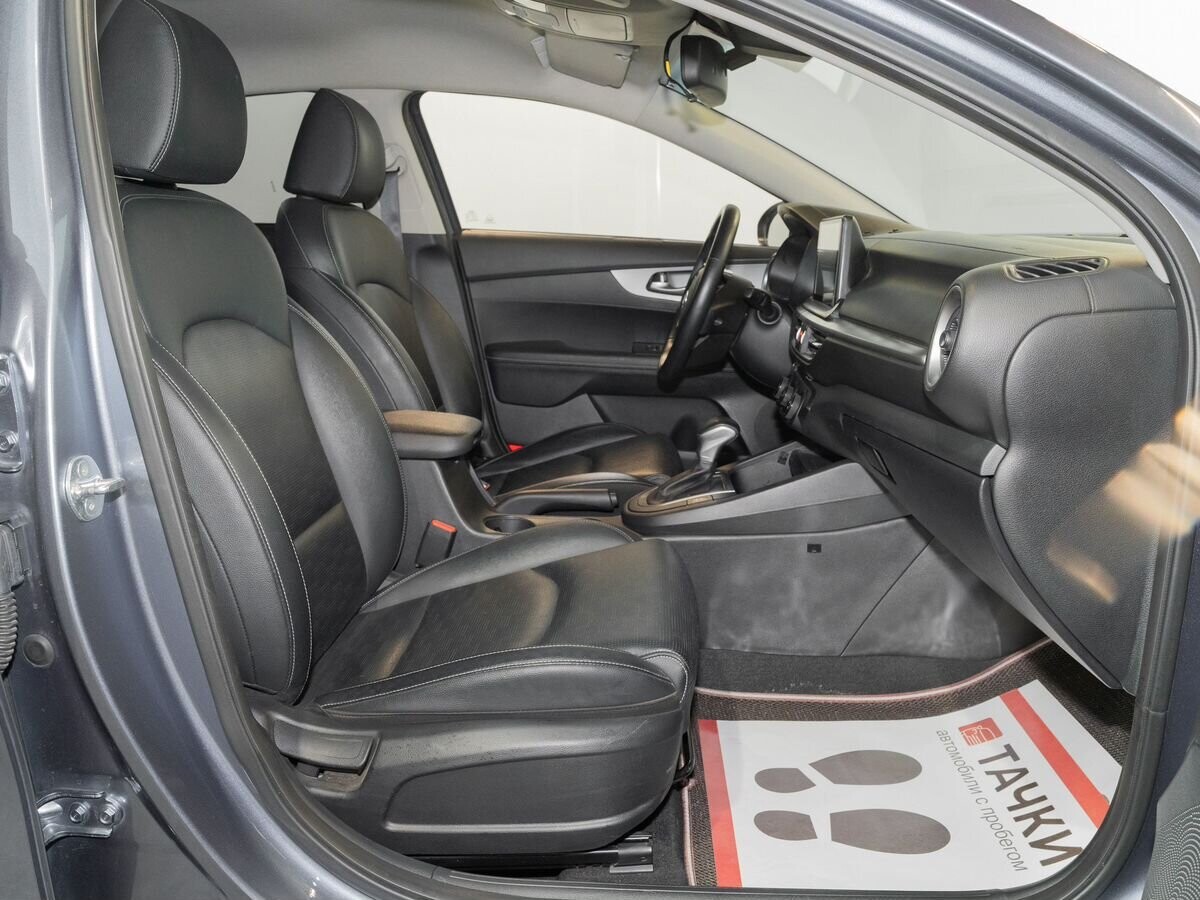 Kia K3 2020 - фото автомобиля