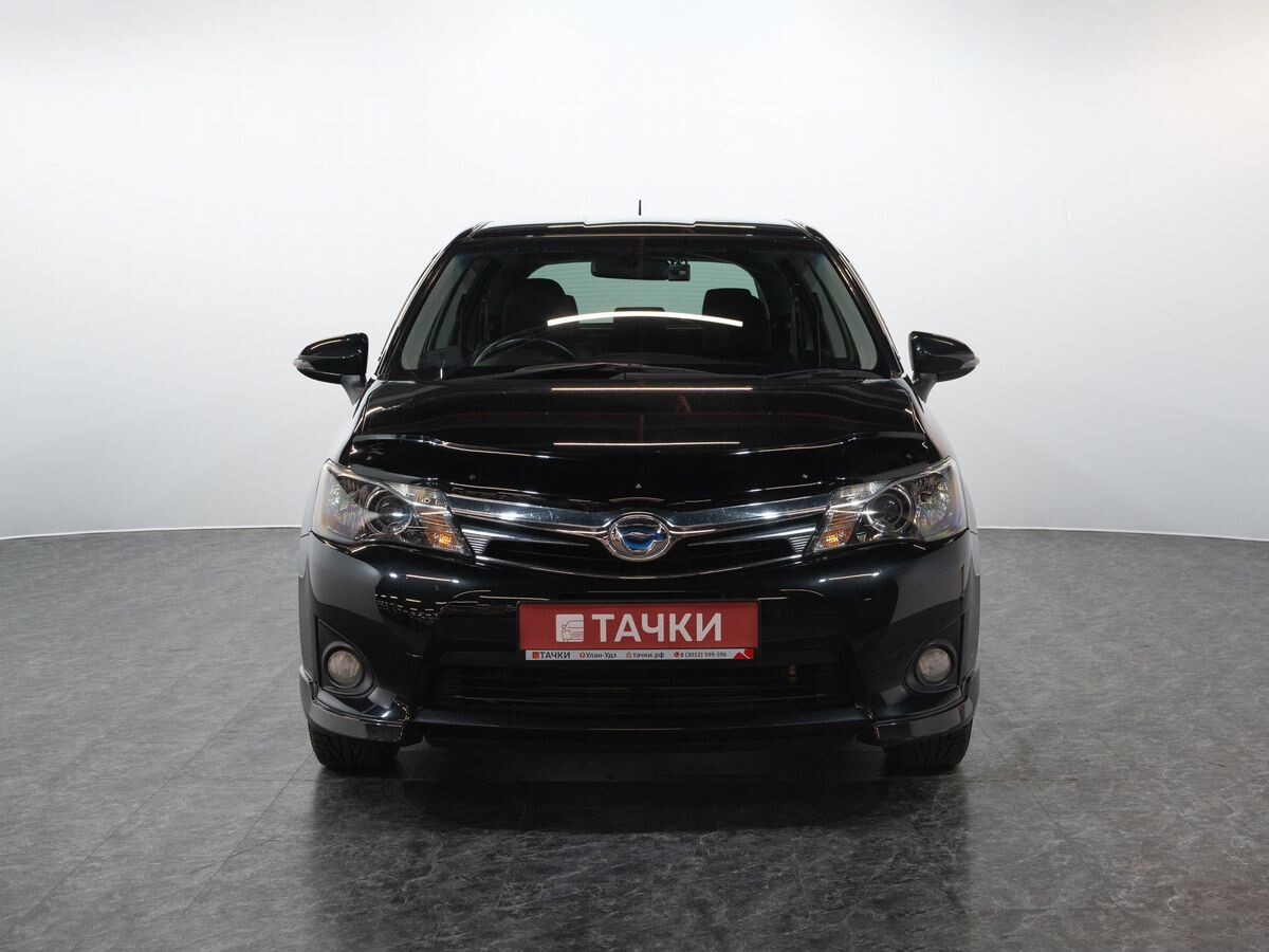 Toyota Corolla 2015 - фото автомобиля
