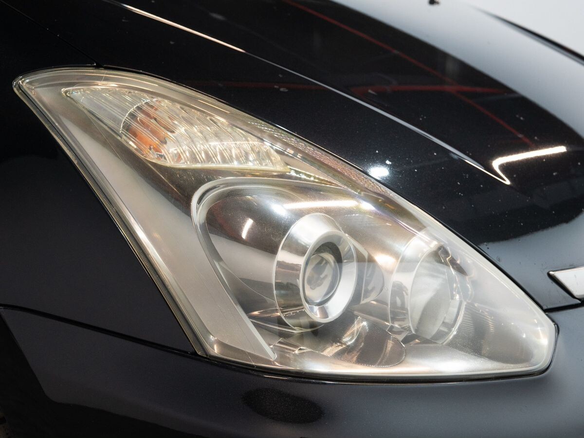 Toyota Wish 2005 - фото автомобиля