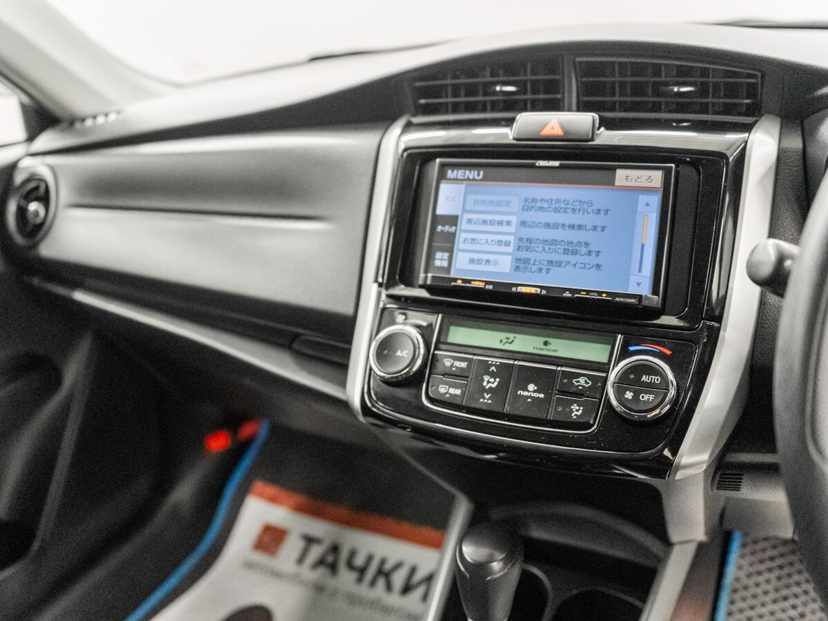 Toyota Corolla 2017 - фото автомобиля