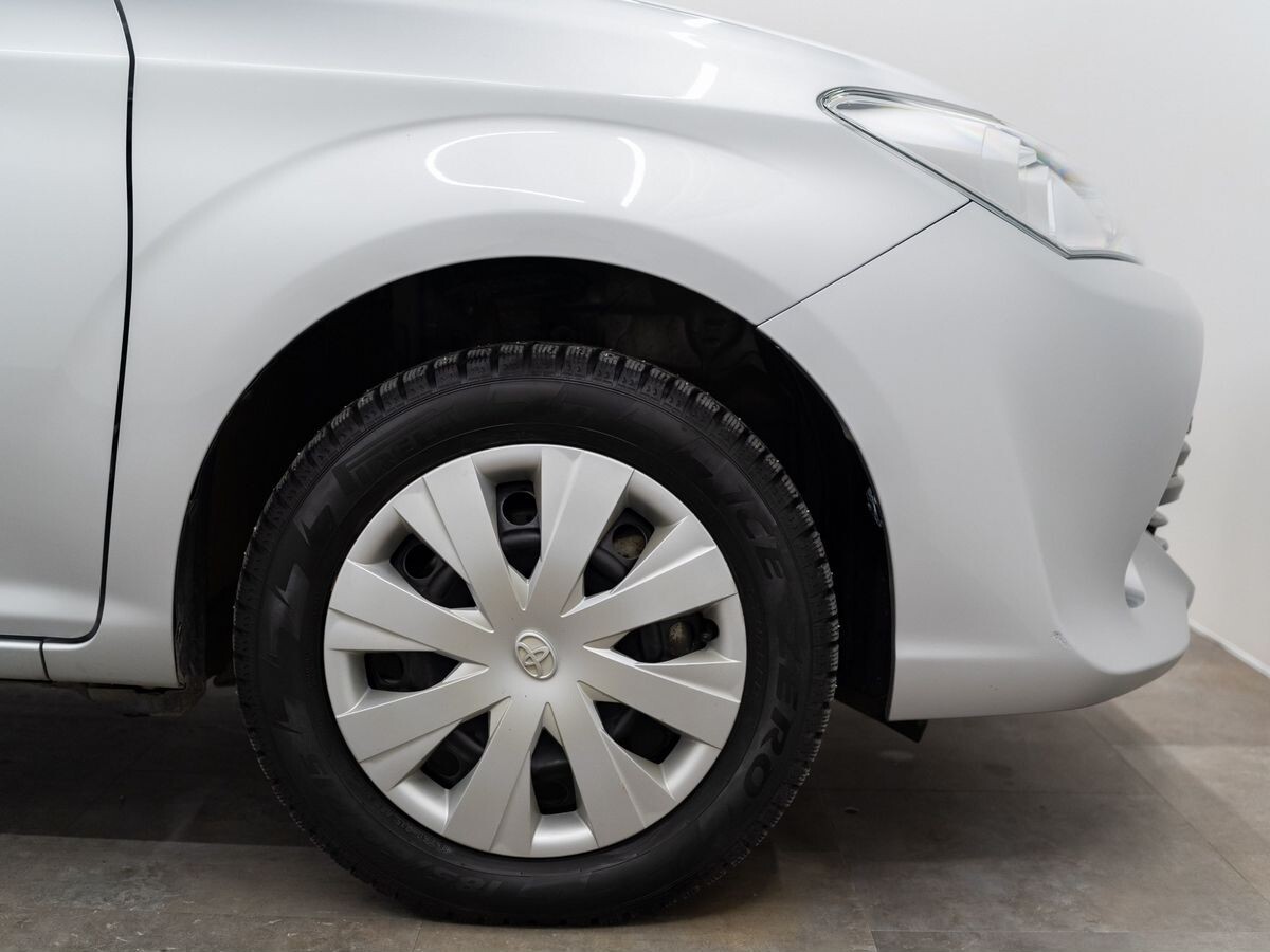 Toyota Corolla 2017 - фото автомобиля