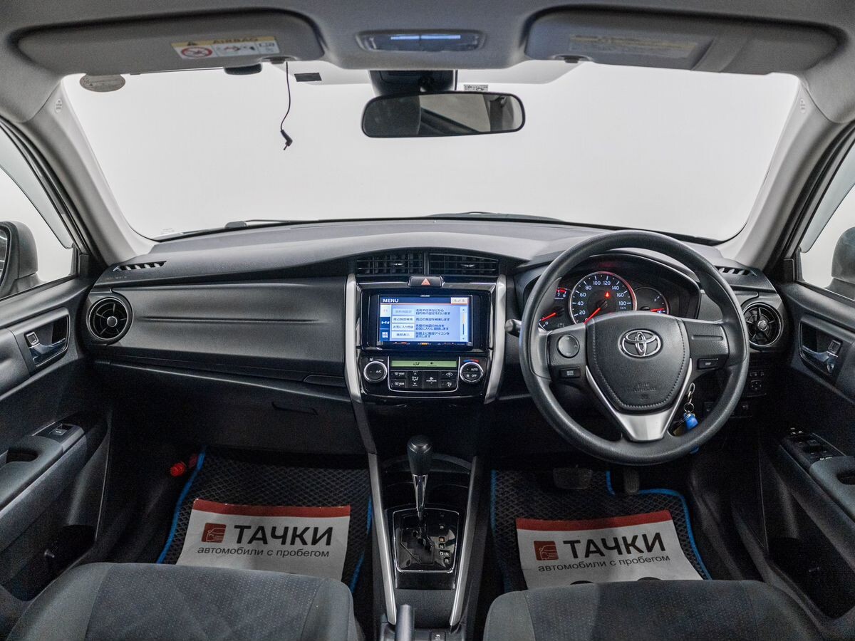 Toyota Corolla 2017 - фото автомобиля