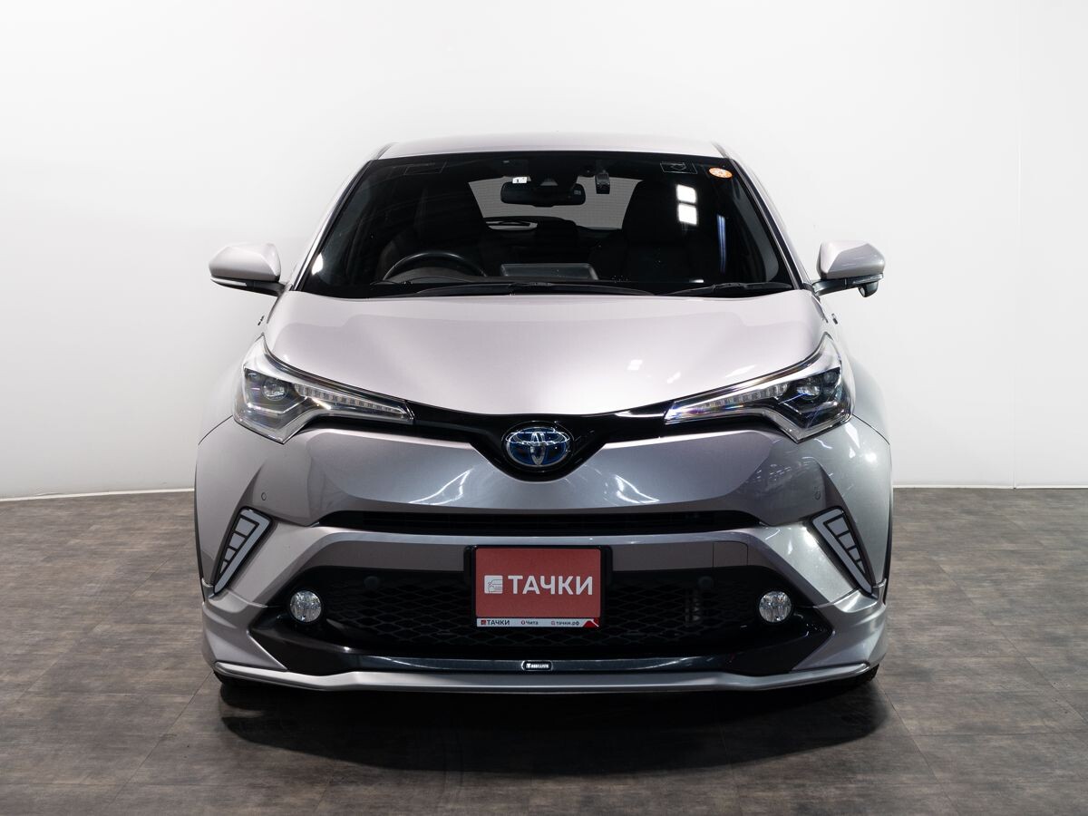 Toyota C-HR 2017 - фото автомобиля