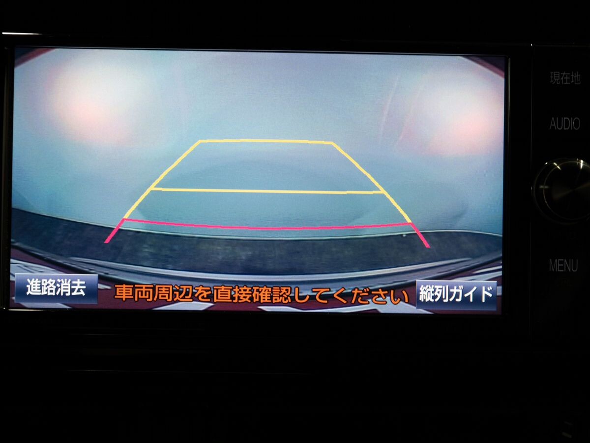 Toyota C-HR 2017 - фото автомобиля