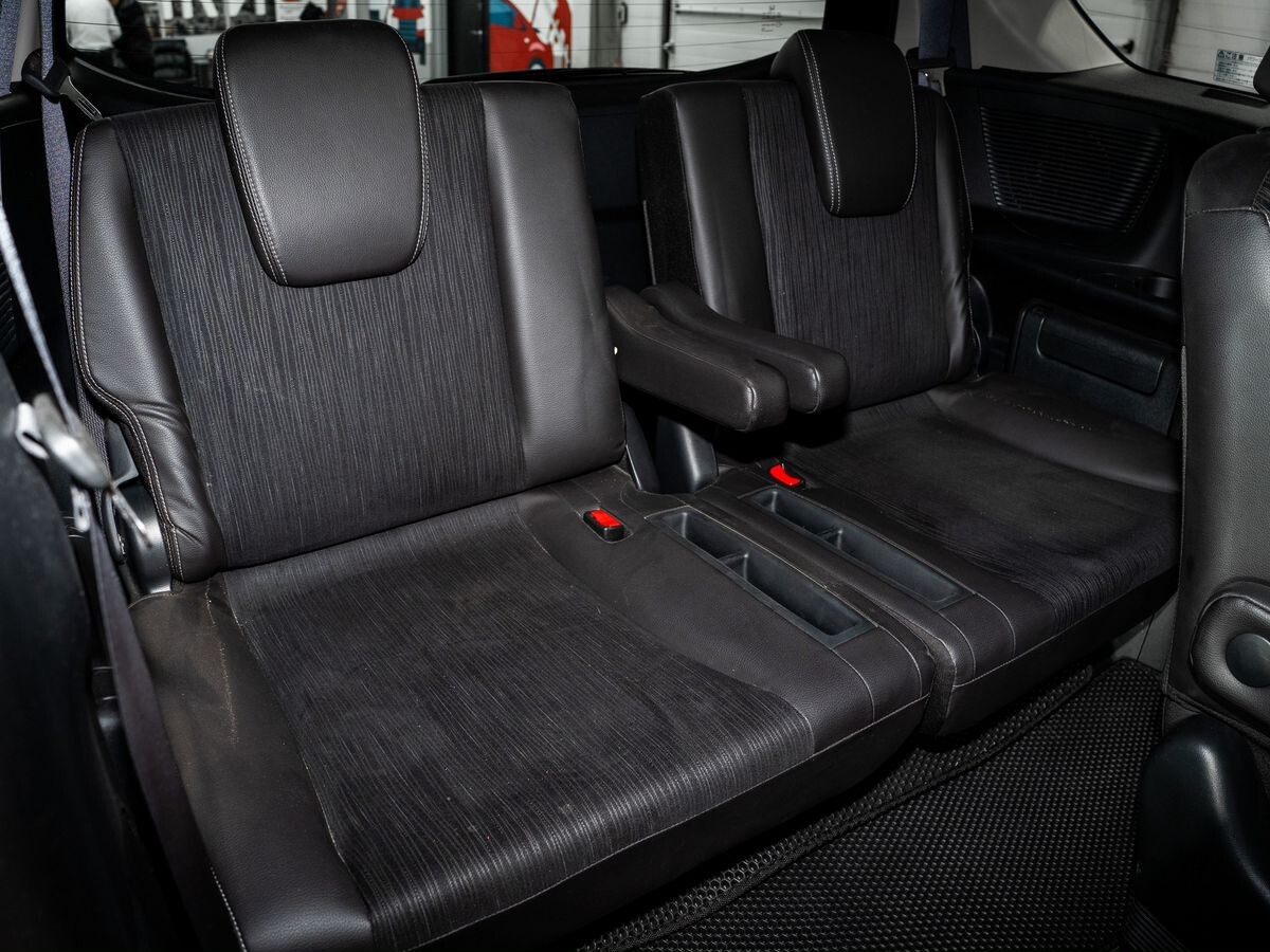 Honda Freed 2012 - фото автомобиля