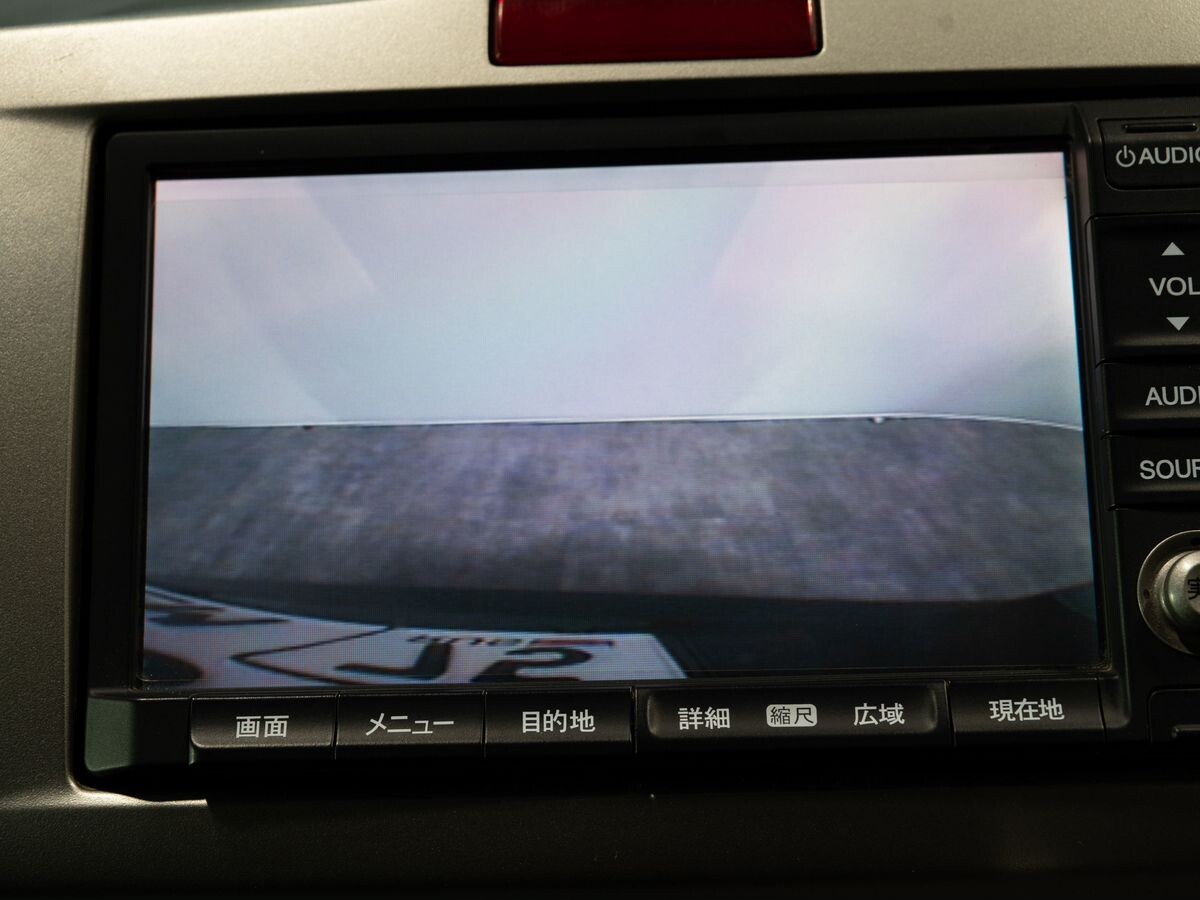 Honda Freed 2012 - фото автомобиля