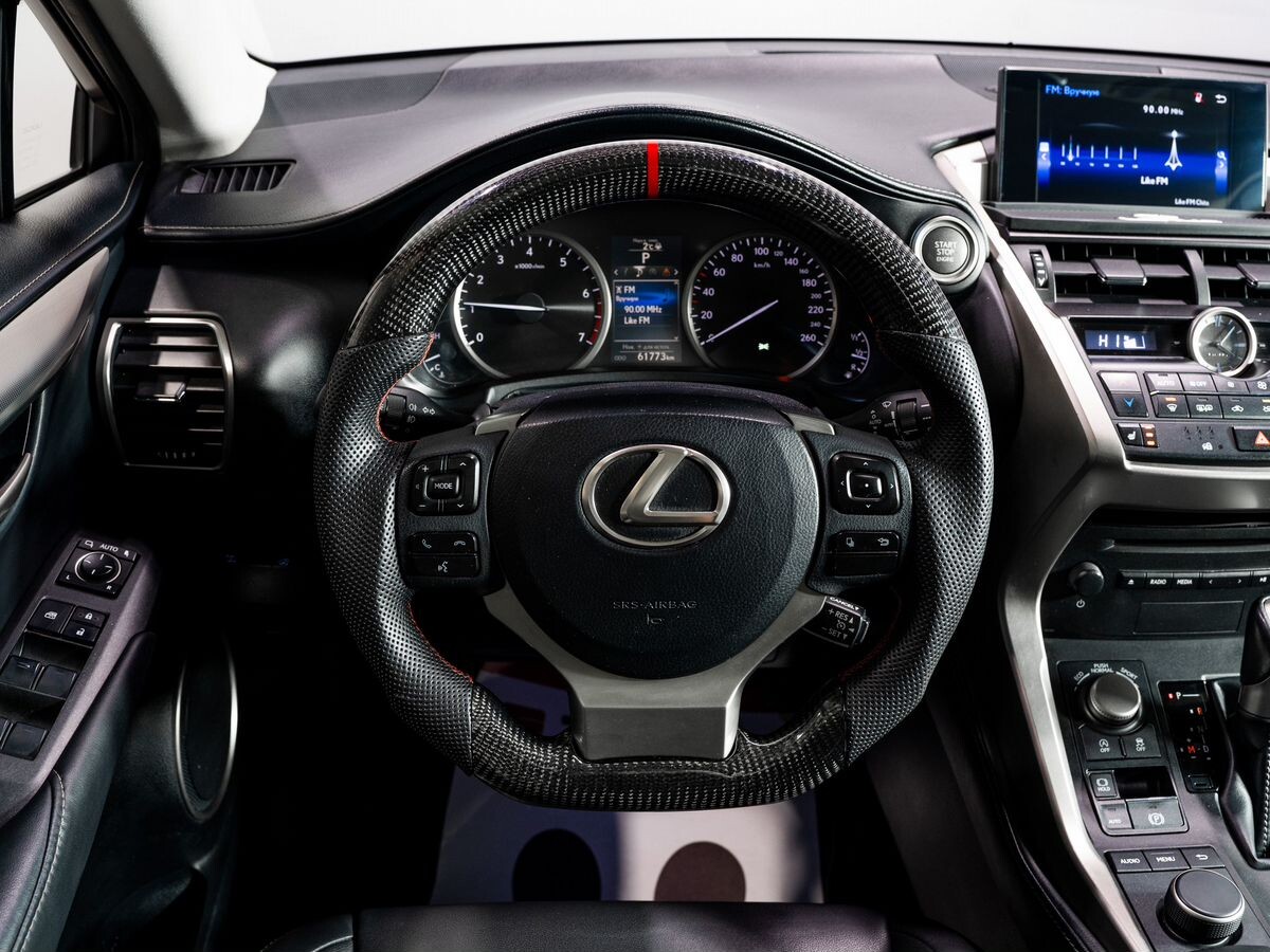 Lexus NX 2016 - фото автомобиля