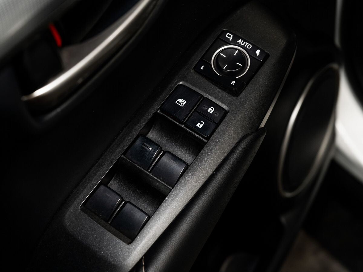 Lexus NX 2016 - фото автомобиля