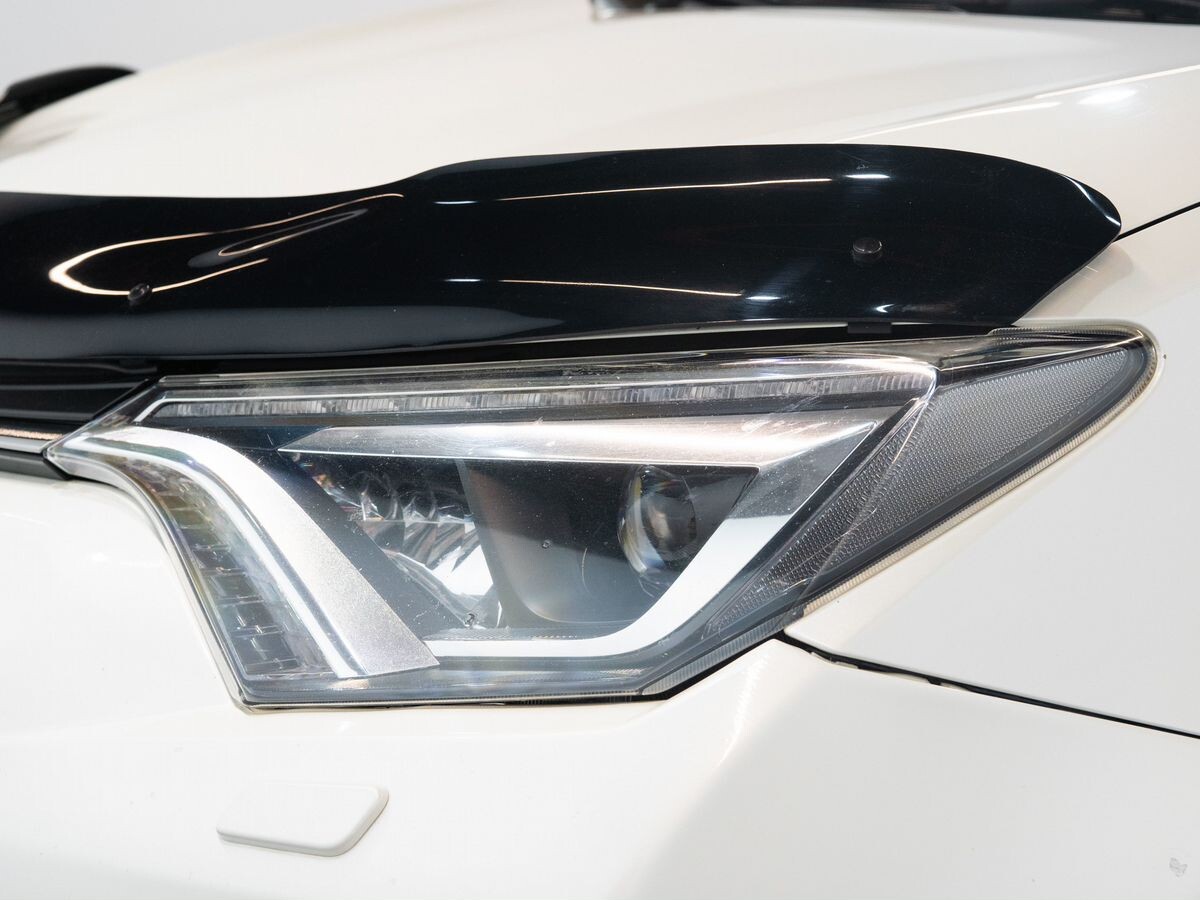 Toyota RAV4 2016 - фото автомобиля