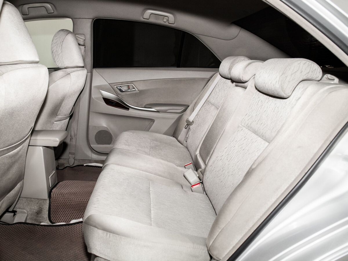 Toyota Allion 2010 - фото автомобиля