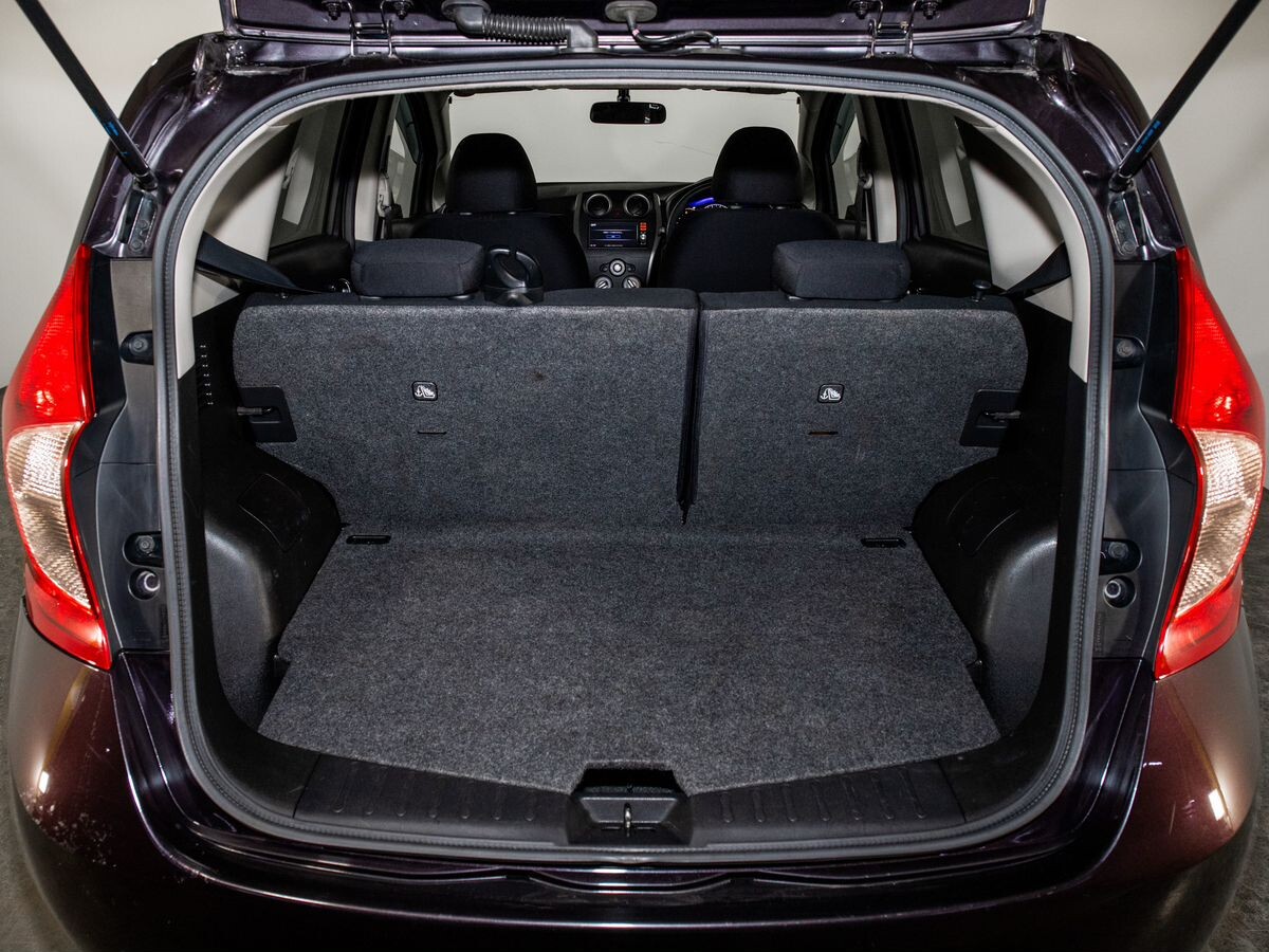 Nissan Note 2013 - фото автомобиля