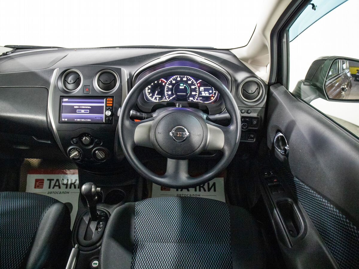 Nissan Note 2013 - фото автомобиля