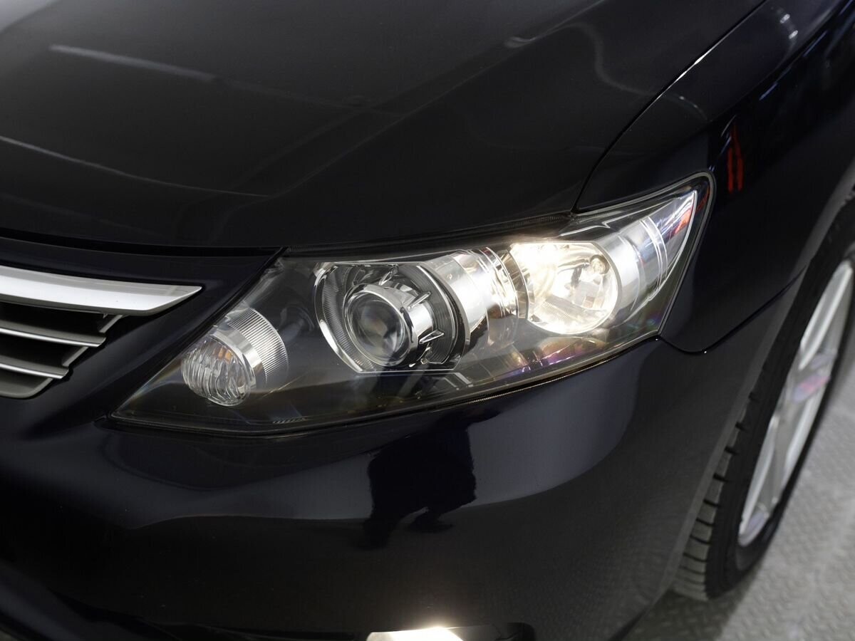 Toyota Allion 2010 - фото автомобиля