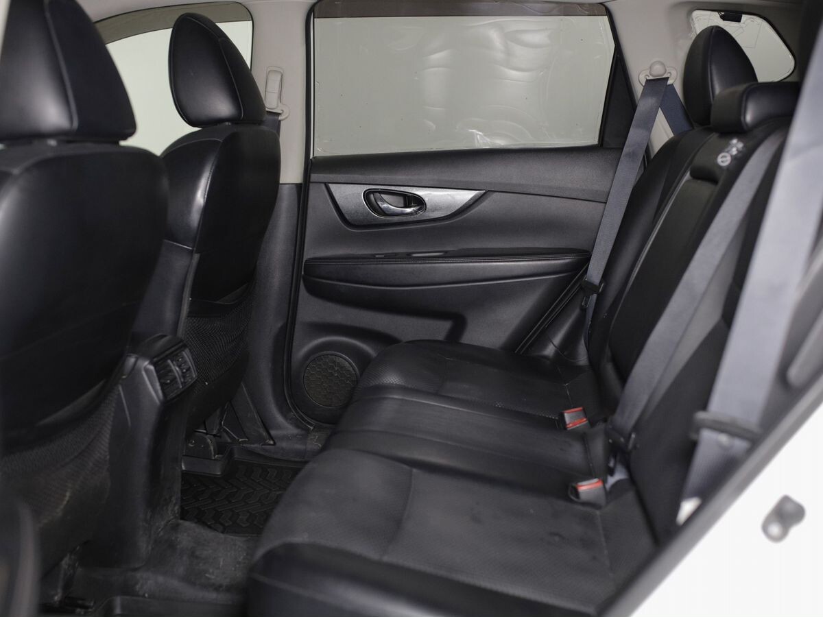 Nissan X-Trail 2016 - фото автомобиля