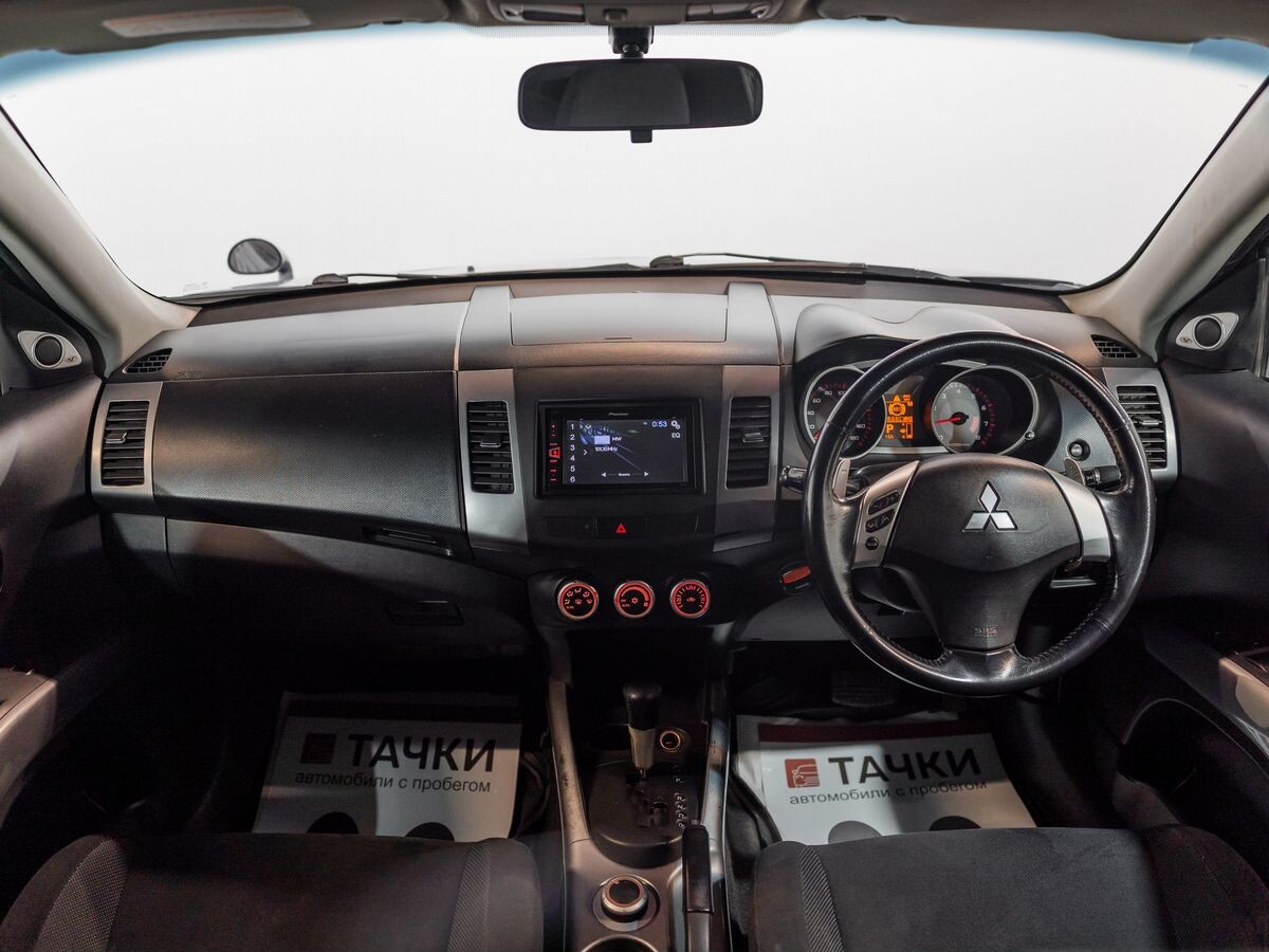 Mitsubishi Outlander 2005 - фото автомобиля