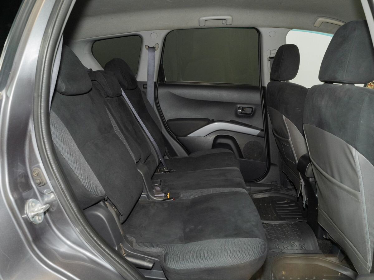 Mitsubishi Outlander 2005 - фото автомобиля