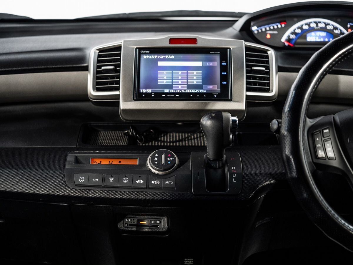 Honda Freed 2014 - фото автомобиля