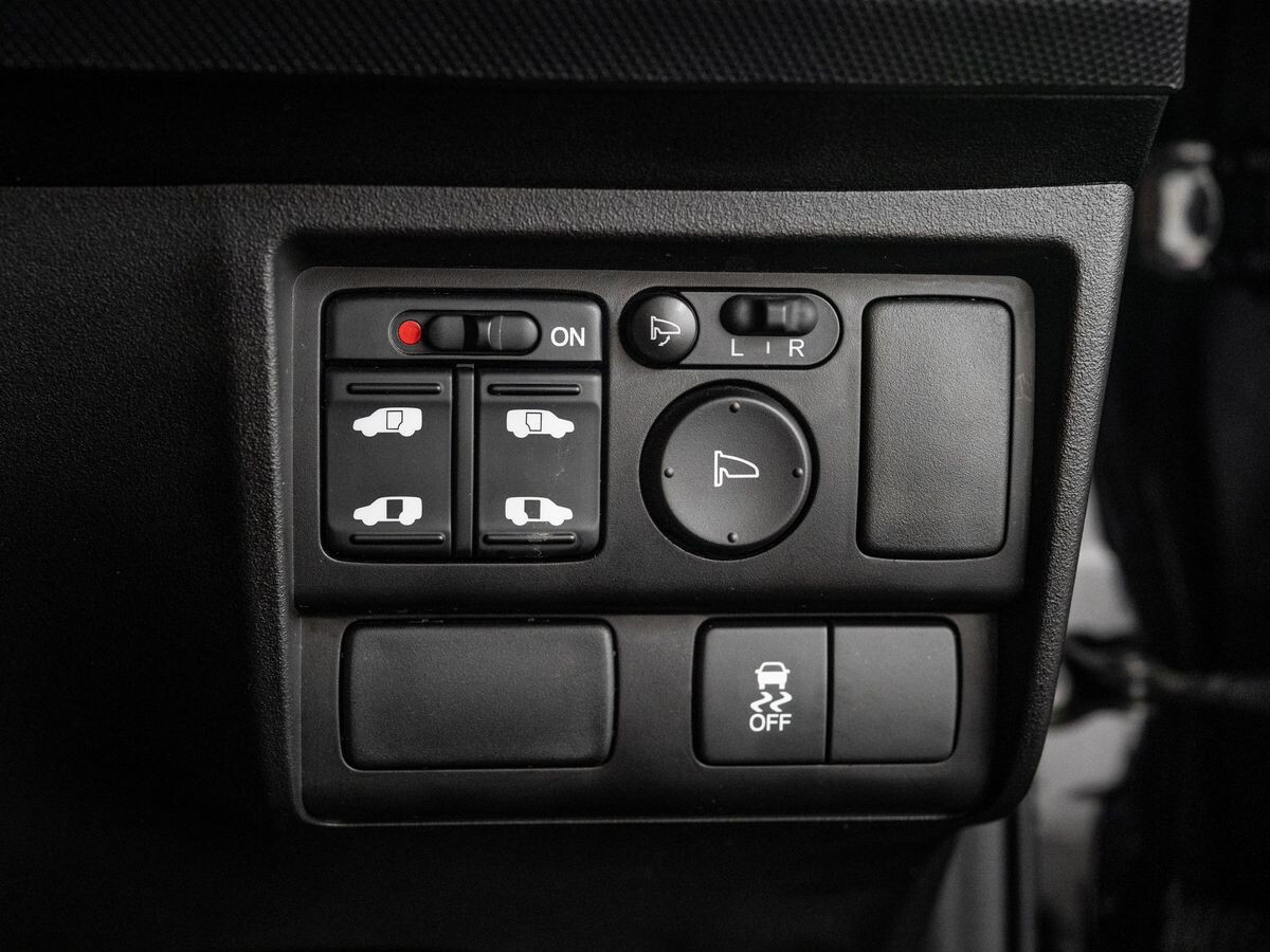 Honda Freed 2014 - фото автомобиля