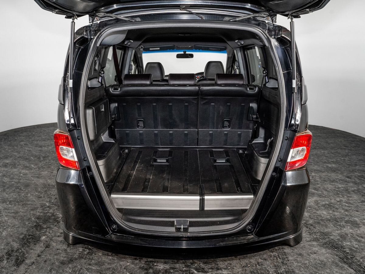 Honda Freed 2014 - фото автомобиля