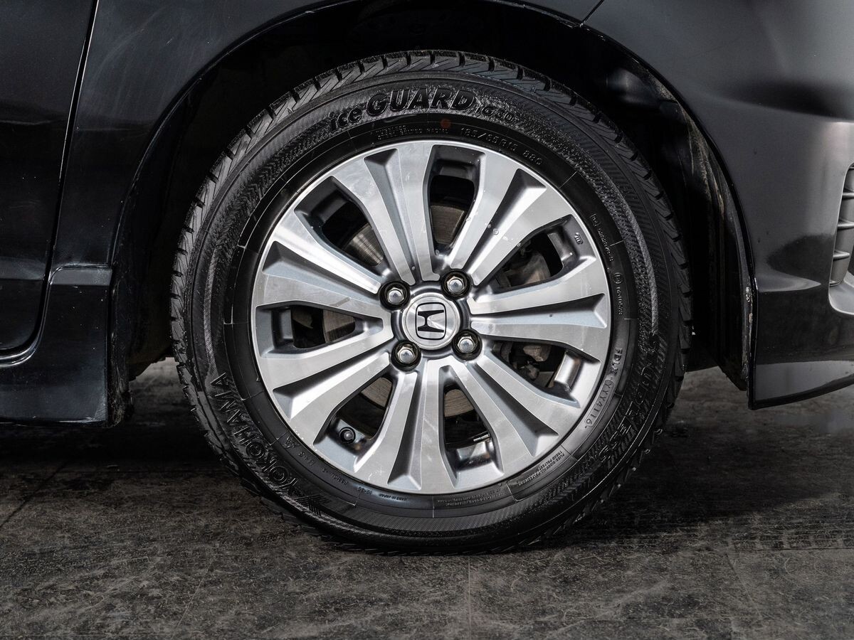 Honda Freed 2014 - фото автомобиля