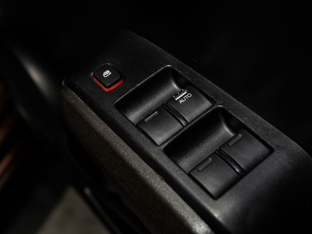 Honda Fit Shuttle 2011 - фото автомобиля