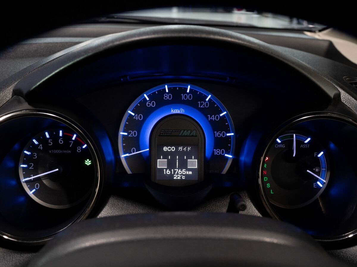 Honda Fit Shuttle 2011 - фото автомобиля