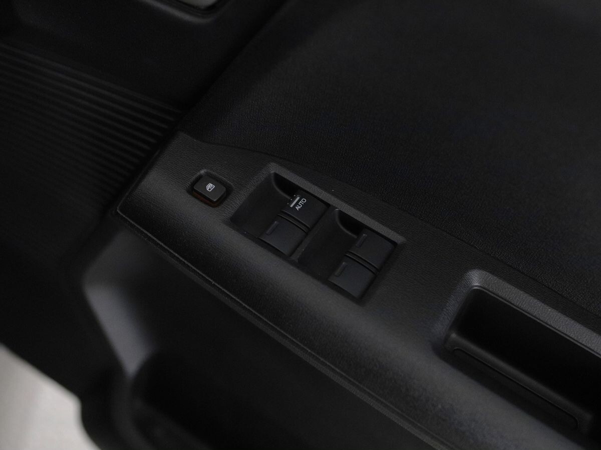 Honda Freed 2010 - фото автомобиля