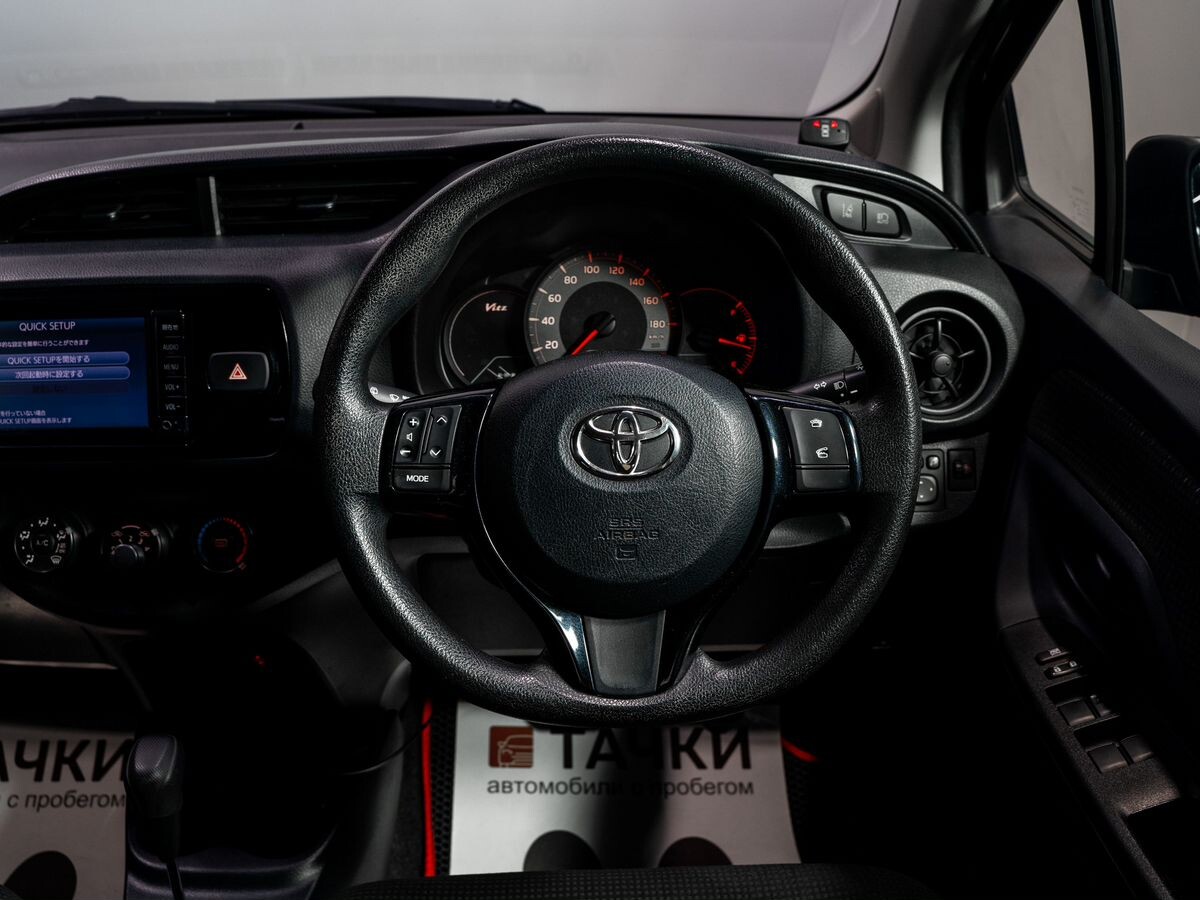 Toyota Vitz 2018 - фото автомобиля