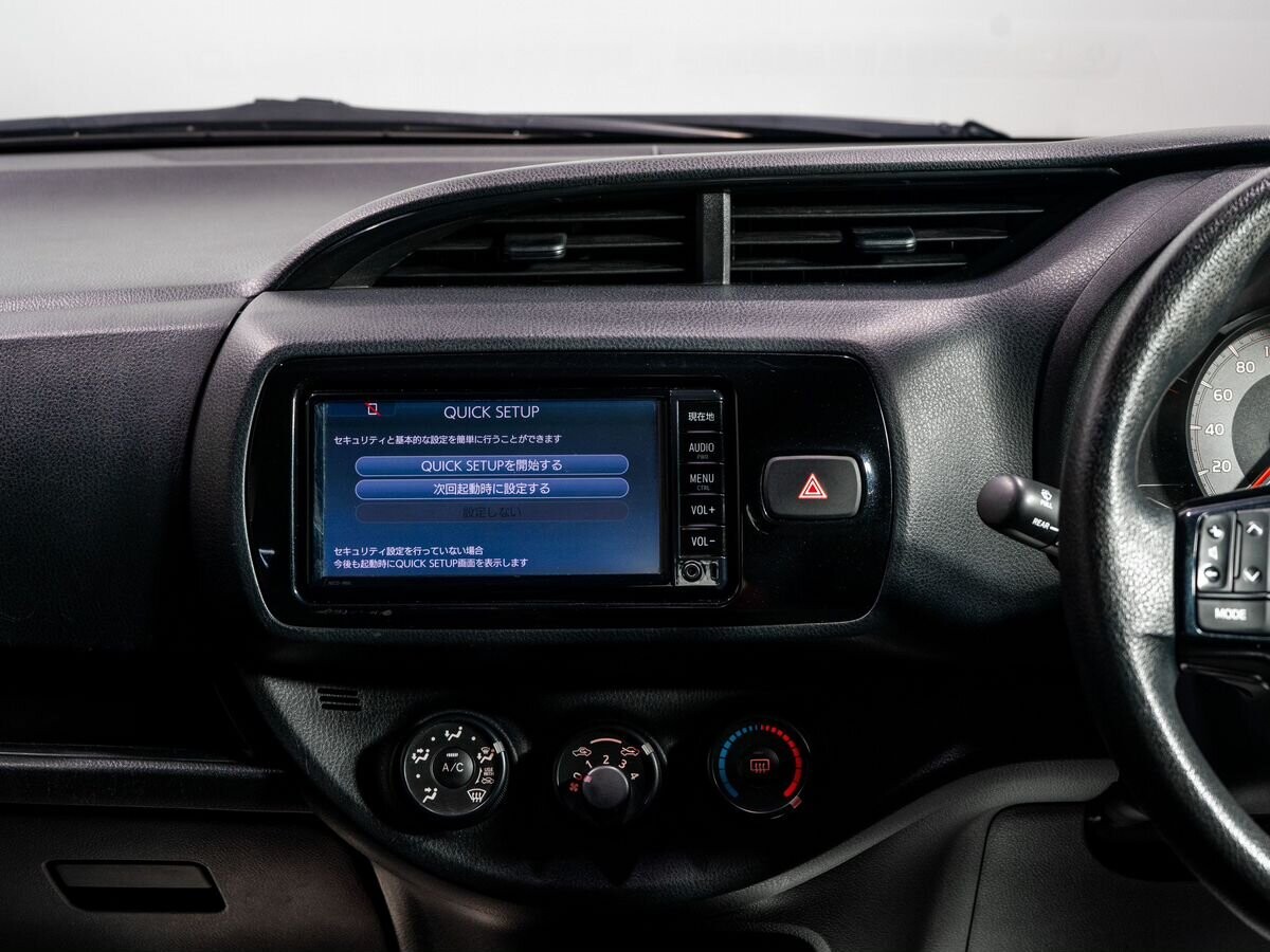 Toyota Vitz 2018 - фото автомобиля