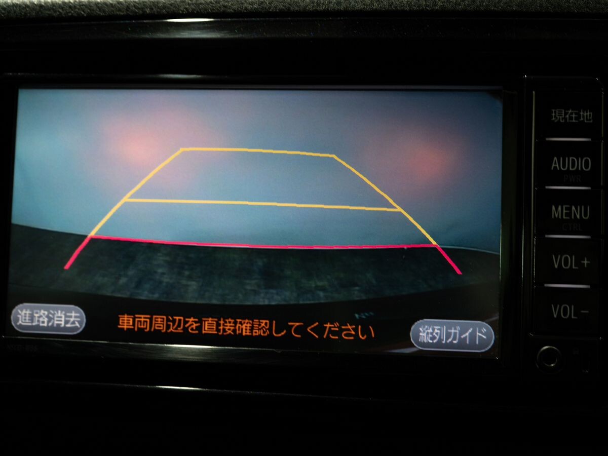 Toyota Vitz 2018 - фото автомобиля