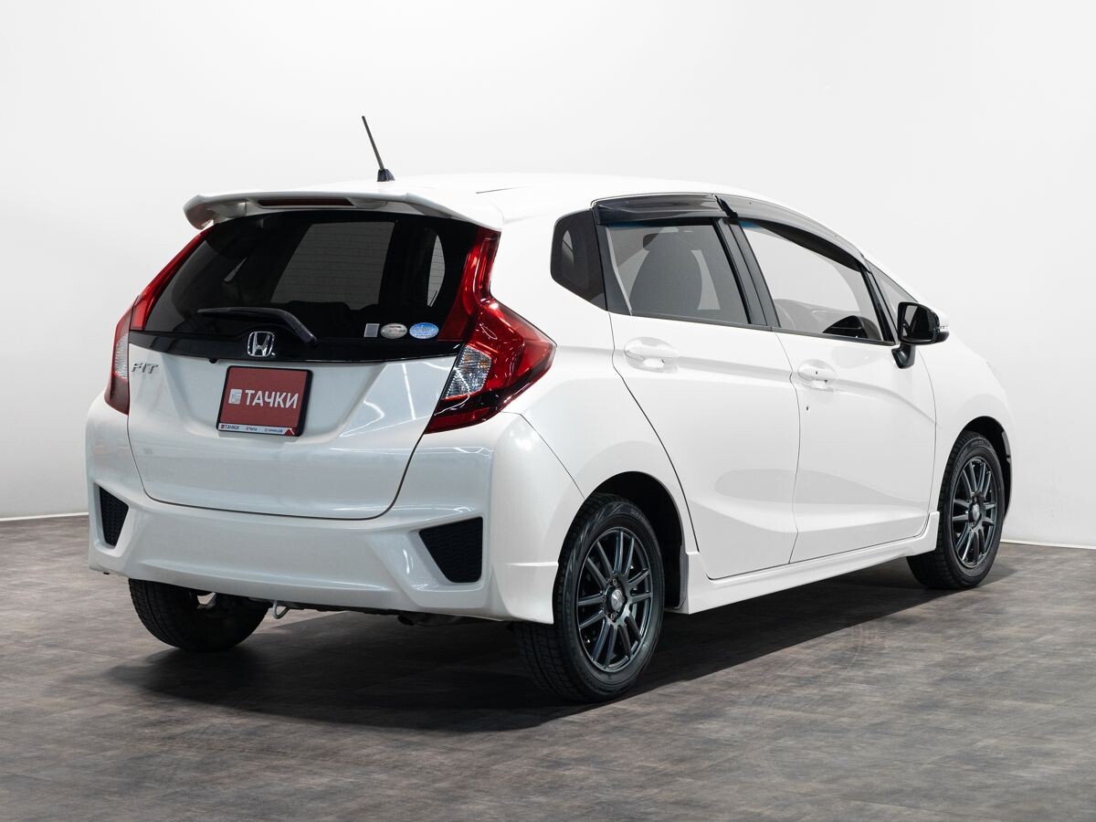 Honda Fit 2013 - фото автомобиля