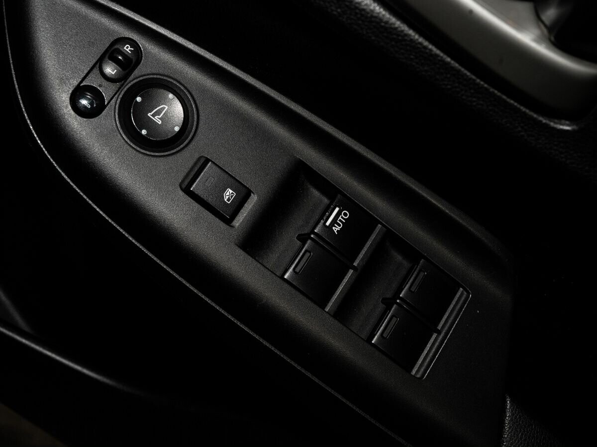 Honda Fit 2013 - фото автомобиля