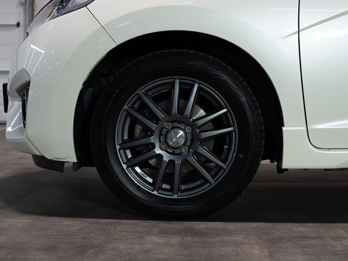 Honda Fit 2013 - фото автомобиля