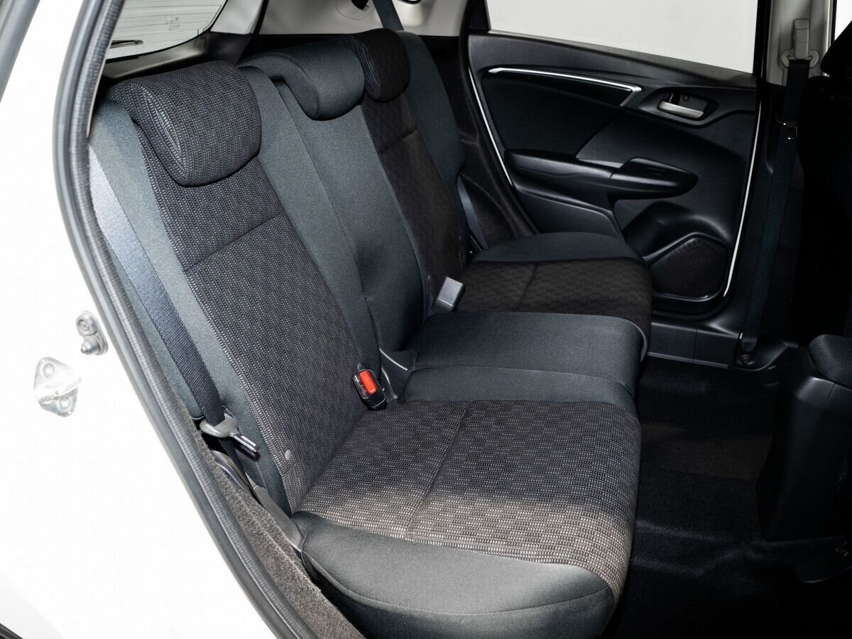 Honda Fit 2013 - фото автомобиля