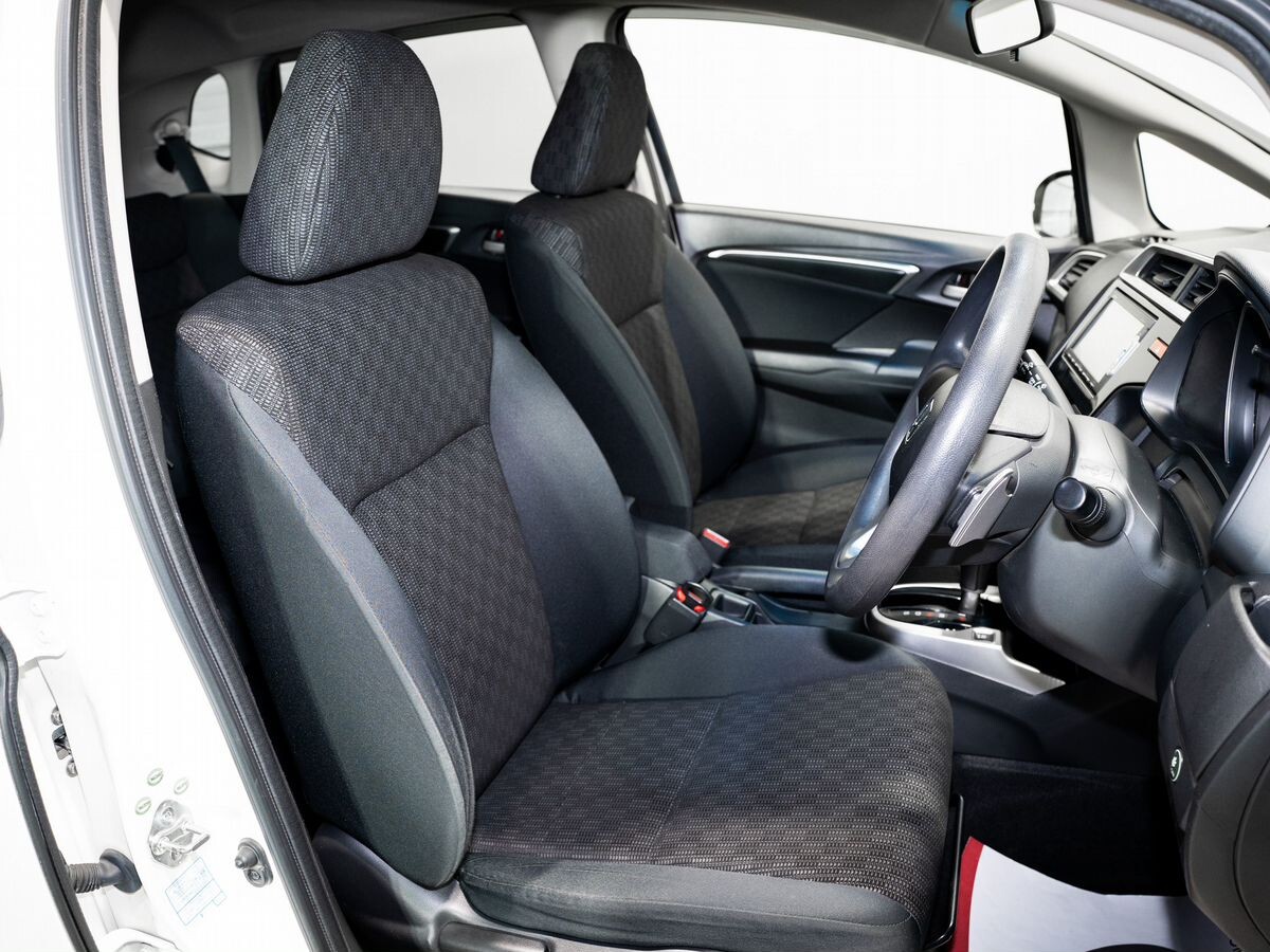 Honda Fit 2013 - фото автомобиля