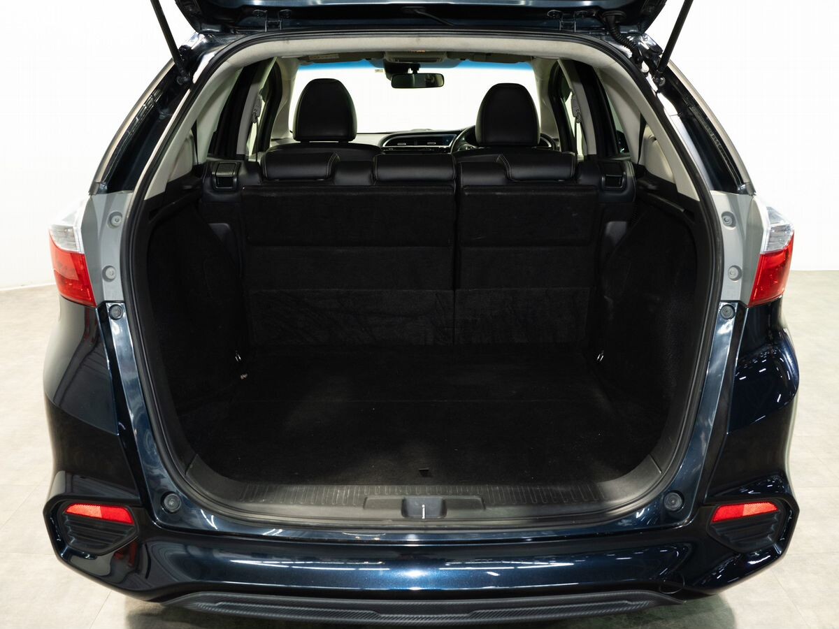 Honda Shuttle 2015 - фото автомобиля