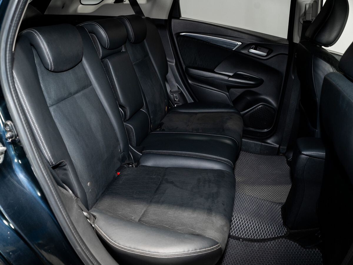 Honda Shuttle 2015 - фото автомобиля