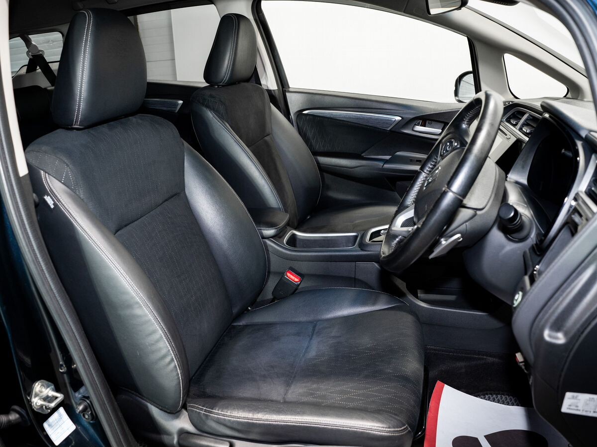 Honda Shuttle 2015 - фото автомобиля