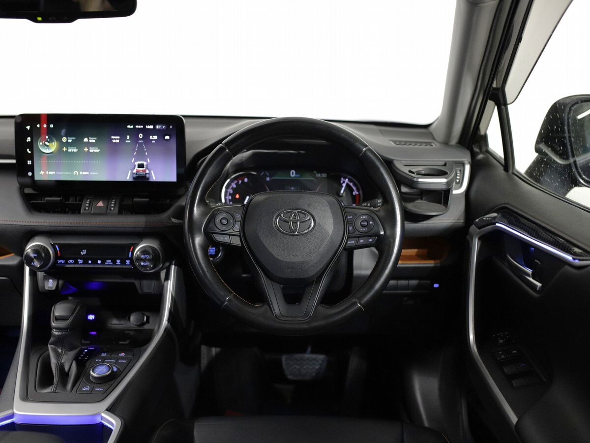 Toyota RAV4 2019 - фото автомобиля