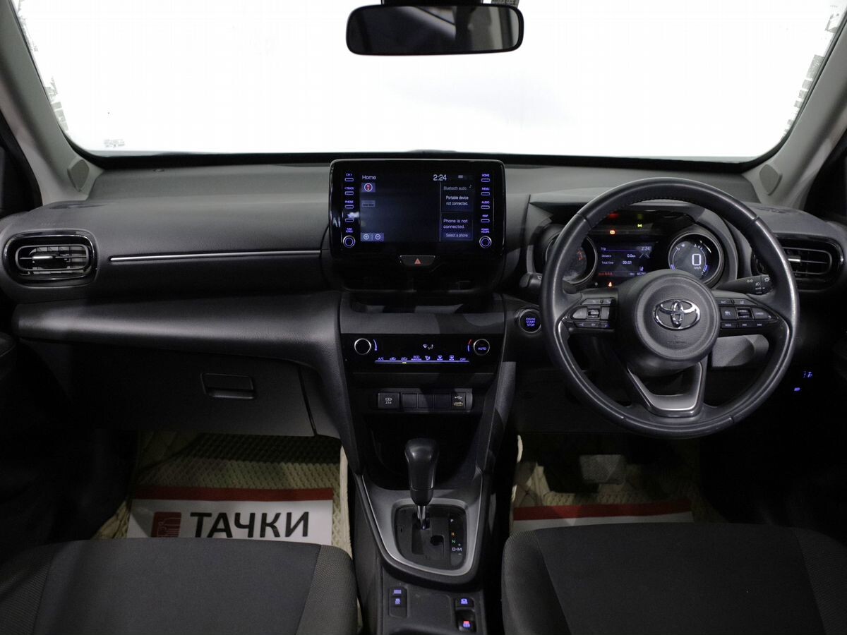 Toyota Yaris Cross 2020 - фото автомобиля
