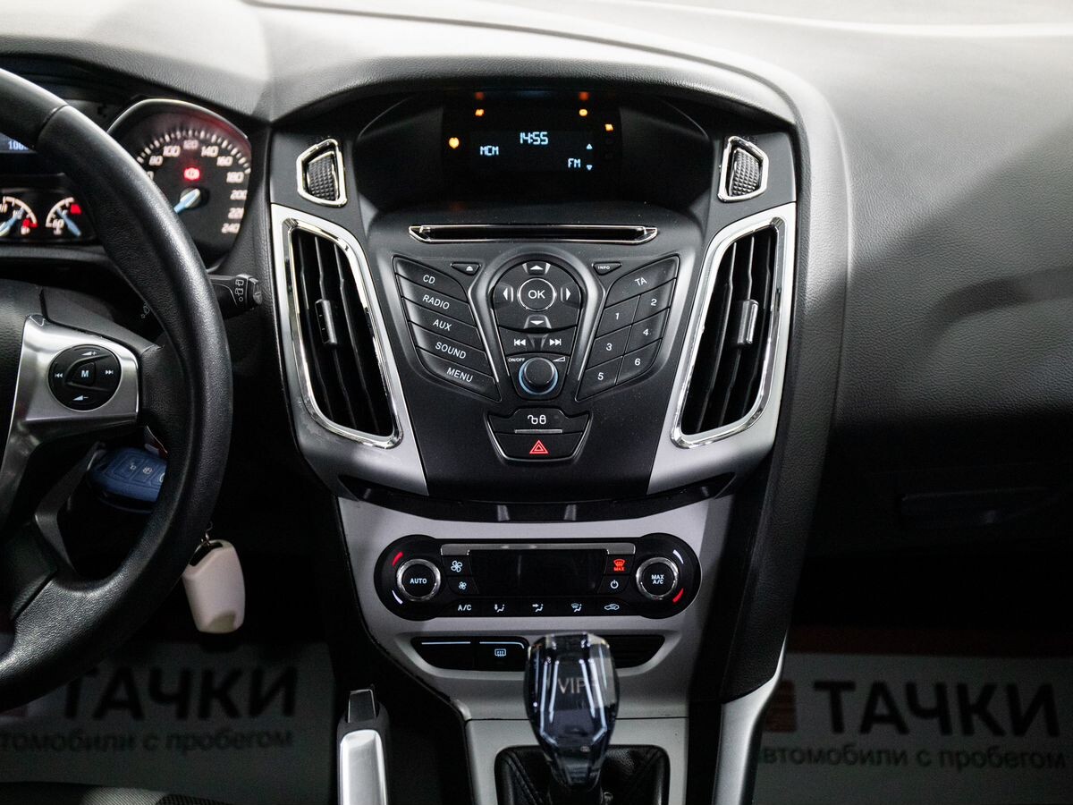 Ford Focus 2013 - фото автомобиля