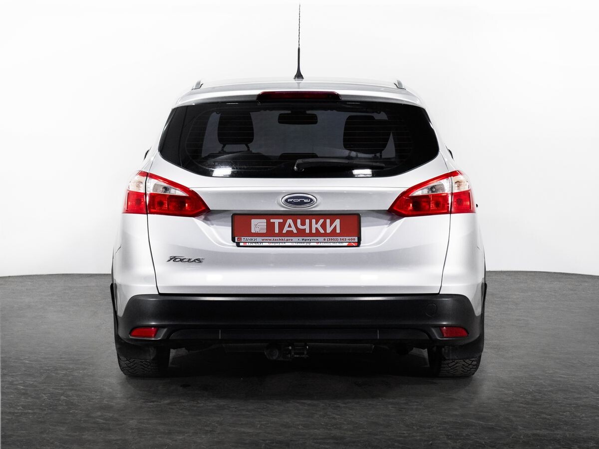 Ford Focus 2013 - фото автомобиля