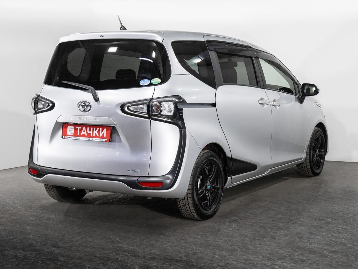 Toyota Sienta 2018 - фото автомобиля