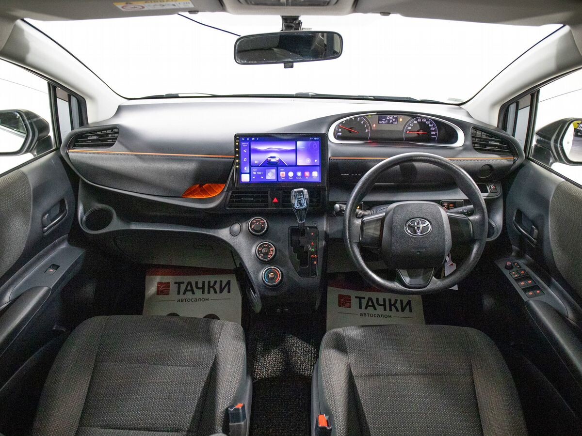 Toyota Sienta 2018 - фото автомобиля